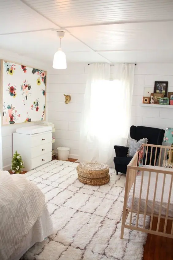 26 ways to successfully combine a master bedroom and nursery
