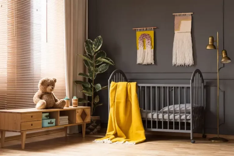 how to buy crib bedding: useful tips for a baby’s nursery