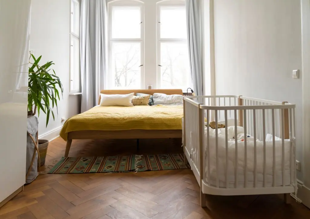 how-long-should-baby-sleep-in-your-room-a-comprehensive-guide-for-parents