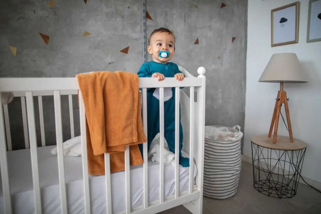 how to prevent baby from getting legs stuck in crib